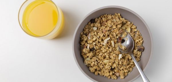 Британец утром открыл коробку с хлопьями и оттуда выпрыгнуло нечто длинное