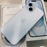 потерял iphone 15 бело-голубого цвета