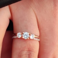 Потеряно золотое кольцо.