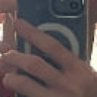 ЗДРАВСТВУЙТЕ ПОТЕРЯН СИНИЙ 12 АЙФОН  В ПРОЗРАЧНОМ ЧЕХЛЕ