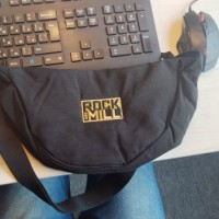 Поясная сумка