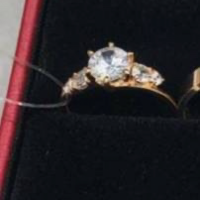 Утеряно кольцо